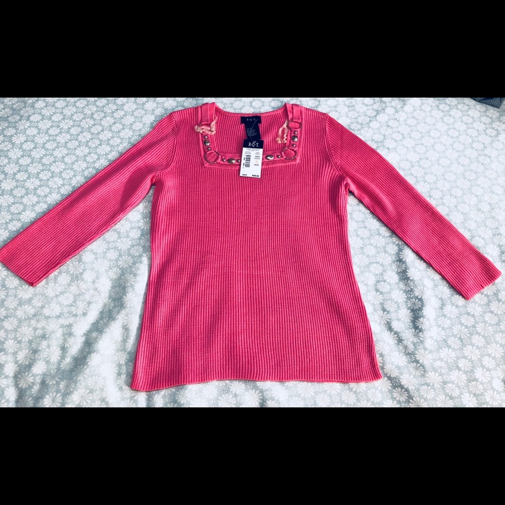 NWT R.Q.T. pink knit sweater